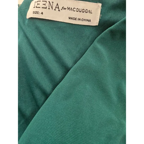 Mac Duggal Green Long Sleeve Maxi Gown Size 4 - Picture 8 of 10